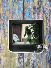Load image into Gallery viewer, Sticker: Alien TV