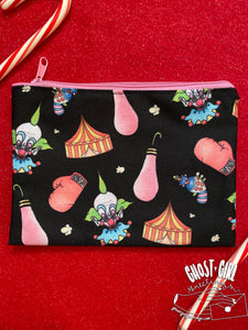 Zip pouch: Out of this world